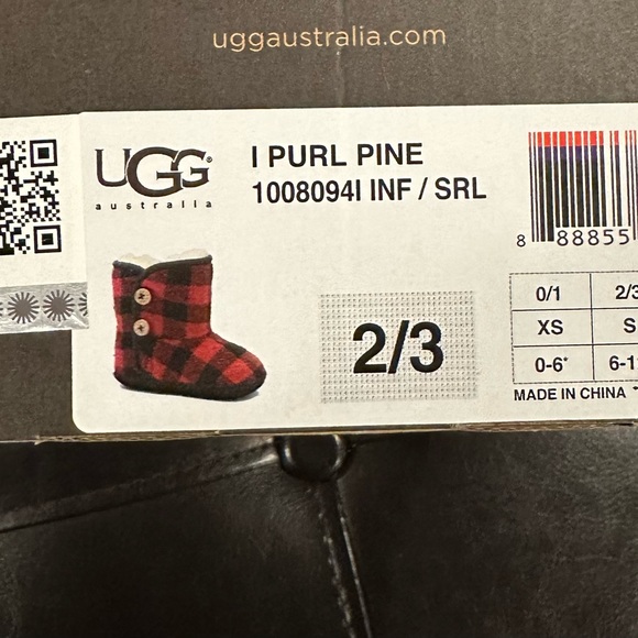 Brand New in Box Ugg Infants Boots size 2/3 - Picture 2 of 2